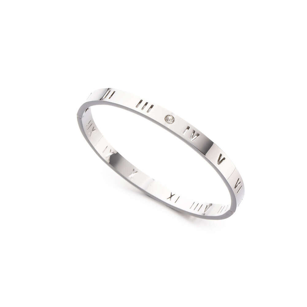 Fashionable And Elegant Hollow Roman Numeral Titanium Steel Bracelet For Women, Niche Light Luxury High-End Diamond-Encrusted Jewelry Wholesale