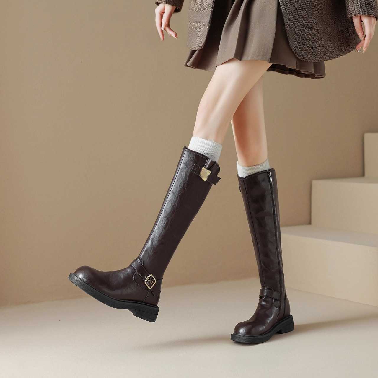 Women's fashion boots with a new 2025 style, featuring a round buckle, anti-slip side zipper, thick heel, and a slimming high-cylinder design S26