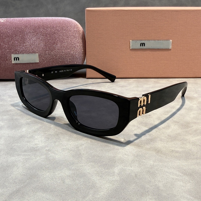 Designer Sunglasses Women Fashion Luxury Sunglasses Classic Retro Sunglasses Driving Beach Party Anti-UV UV400 Polarized Sunglasses Original Box Good for gift