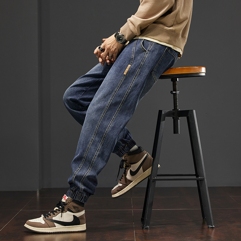 Spring And New Designer Men's Loose And Wear-resistant Denim Leggings Live Broadcast Popular Fashion And Versatile Trendy Brand Loose Sports Casu