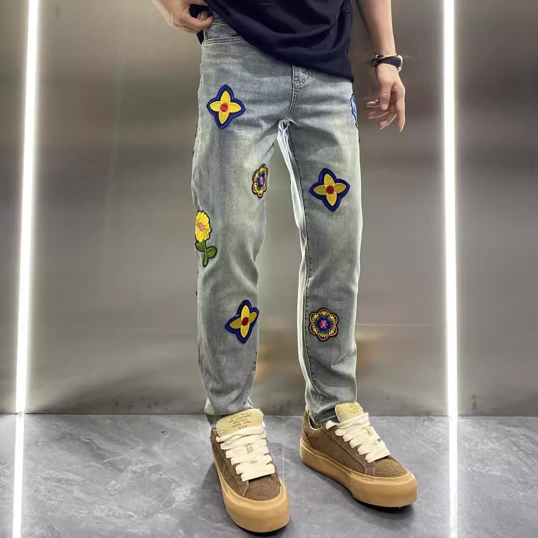 Loose 2026 Autumn New American Style Petal Embroidery Personalized Straight-leg Jeans For Men Designer Loose Fit European Luxury Trendy Long Pants
