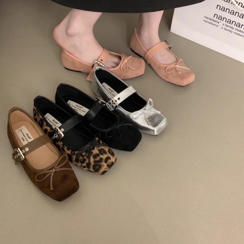 Internet Celebrity Square Toe Women's Autumn New Flat Bowknot Single Ballet Silver Belt Buckle Mary Jane Shoes
