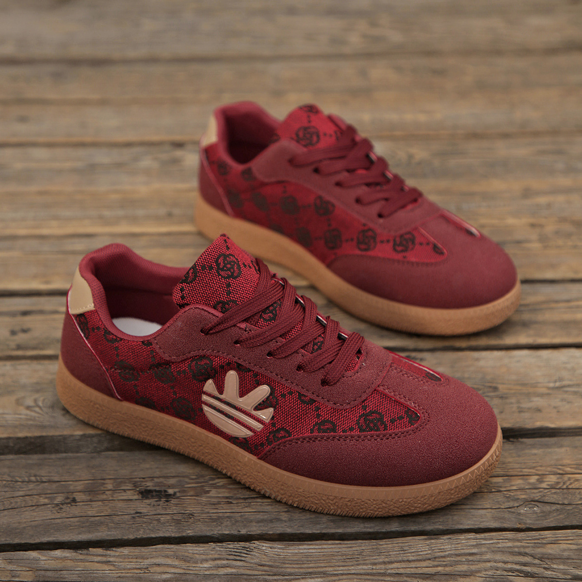 Women's Burgundy Monogram Retro Lace-up Trainers Spring Casual Plus-Size Color-Block Sneakers Lace-Up Thick-Soled Sports Shoes