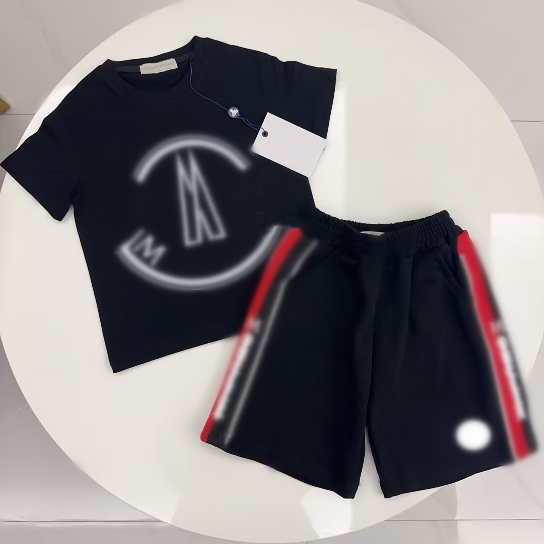 2027 New boy designer clothe boys tracksuit kids sets summer kid t shirt top child tshirts 2Pcs Jogging Suit Childrens Clothing Casual Sports Swetsuit school gift