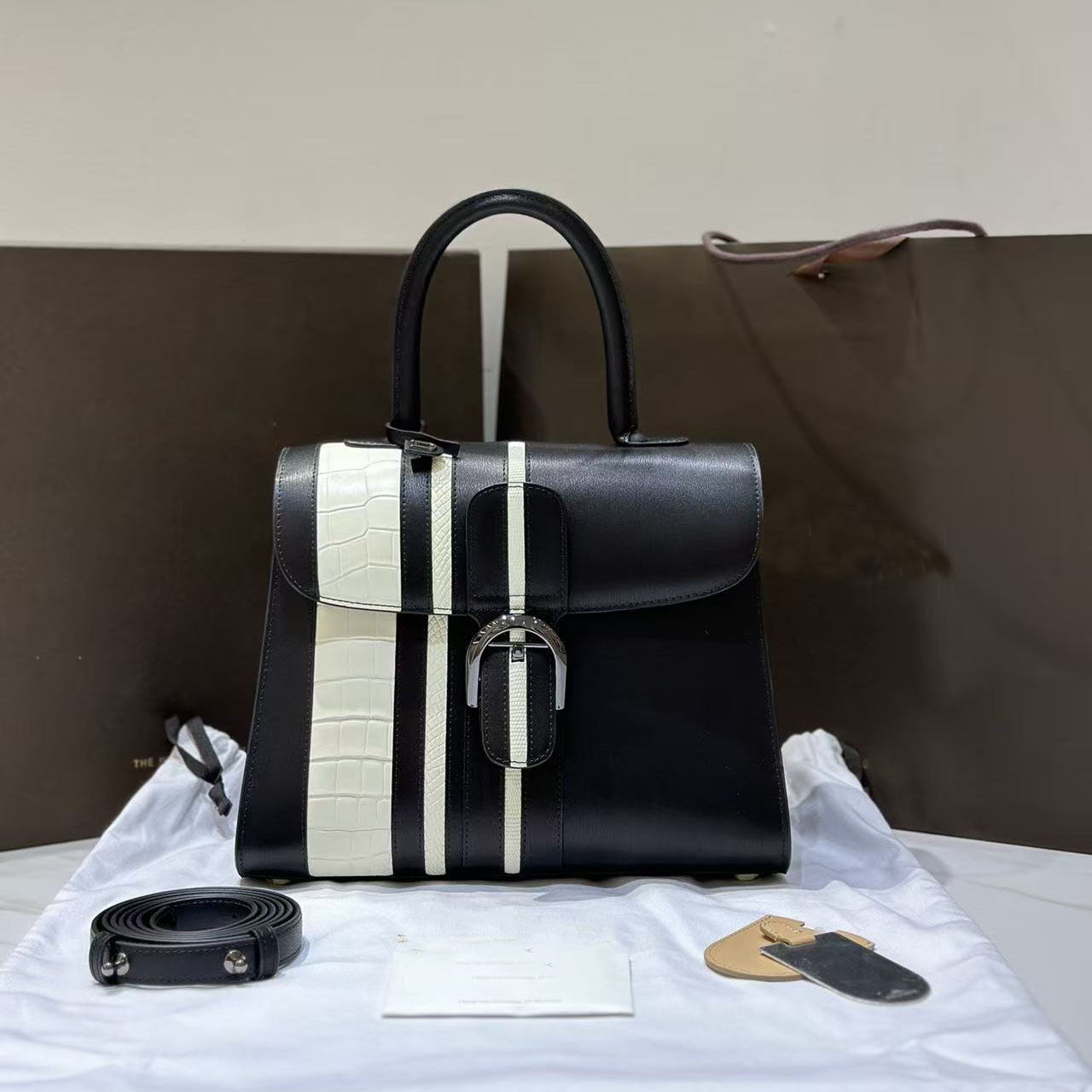 Designer Bag Black & White Box Leather Tote Bag, Crocodile & Lizard Embossed Flap Handbag, Dual-Use Crossbody Purse for Women