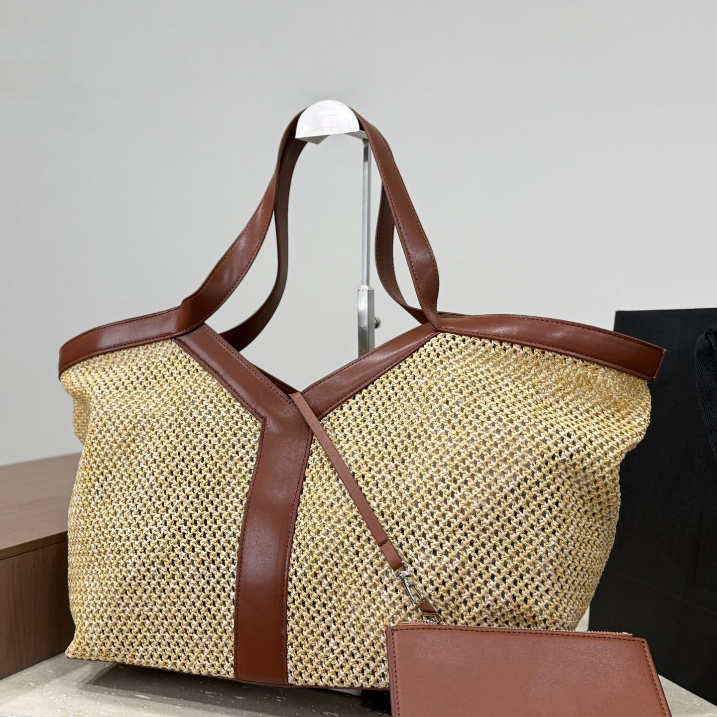 Icera Maxi Tote Bag Designer Bag Women Luxury Handbag Raffias HandEmbroidered Straw Bag High Quality Beach Bag Large Capacity Totes Shopping Bag Shoulder Bags Purse