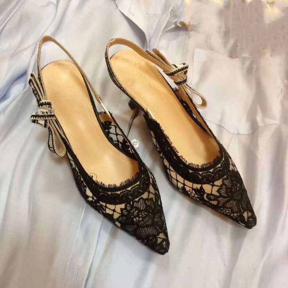 2026 D Designer high heels New Letter Lace Cat Heel Sandals Fashion Embroidery Pointed High Heels European And American Style