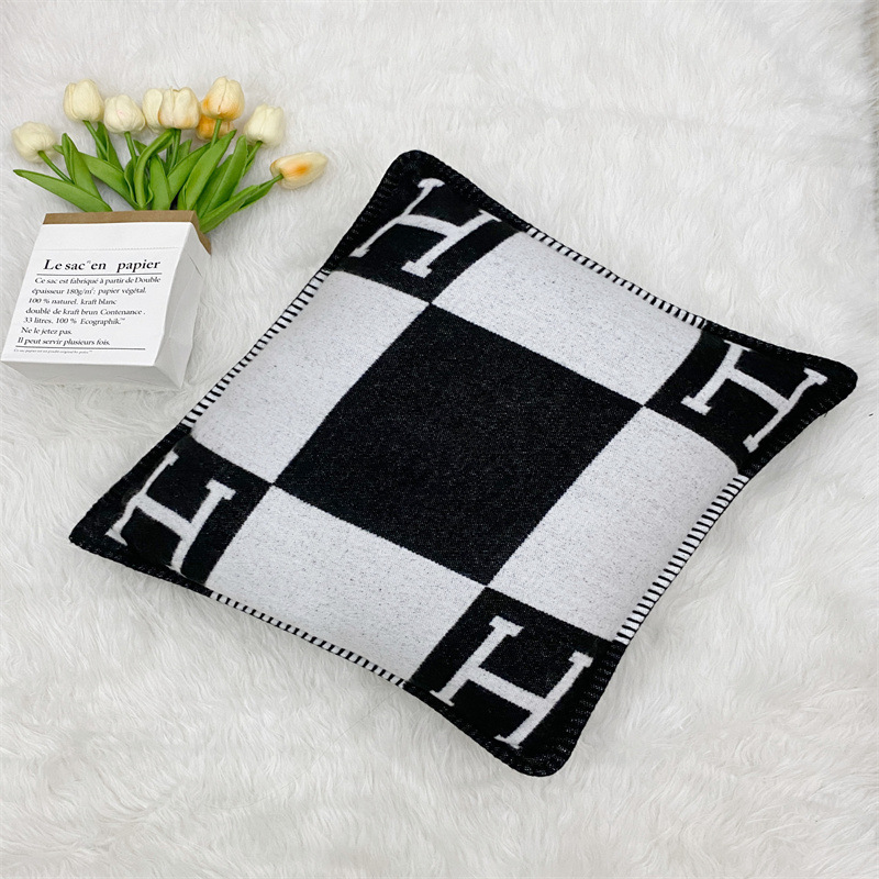 Nordic style for model homes offices cars sofas with lumbar support and back cushion soft pillow