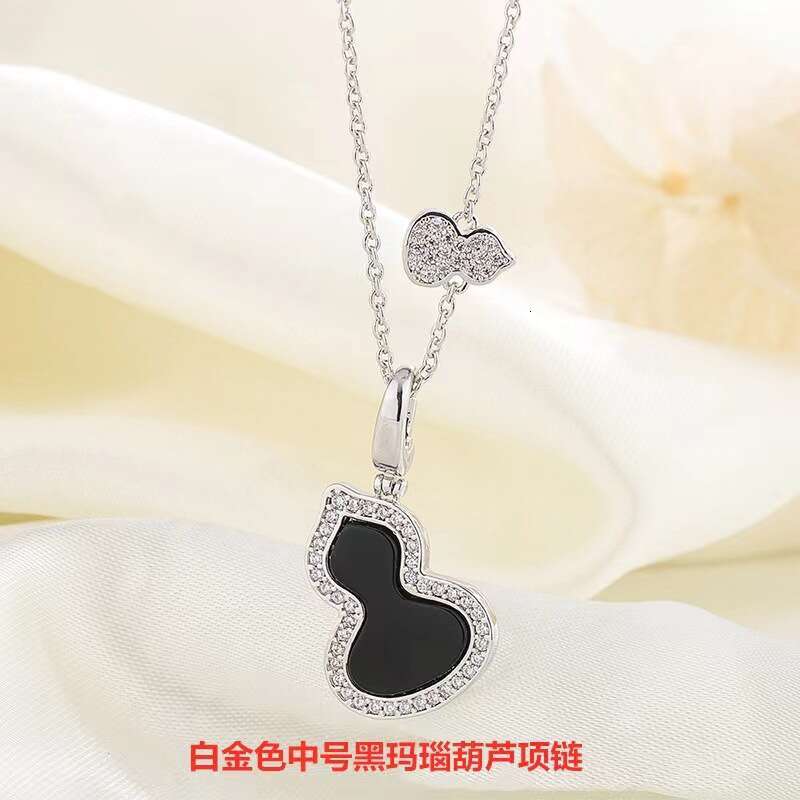Kirin Gourd Necklace Red Agate Pendant High Version 18K Rose Gold Clavicle Chain Factory Direct Sale Live Streaming Dropshipping