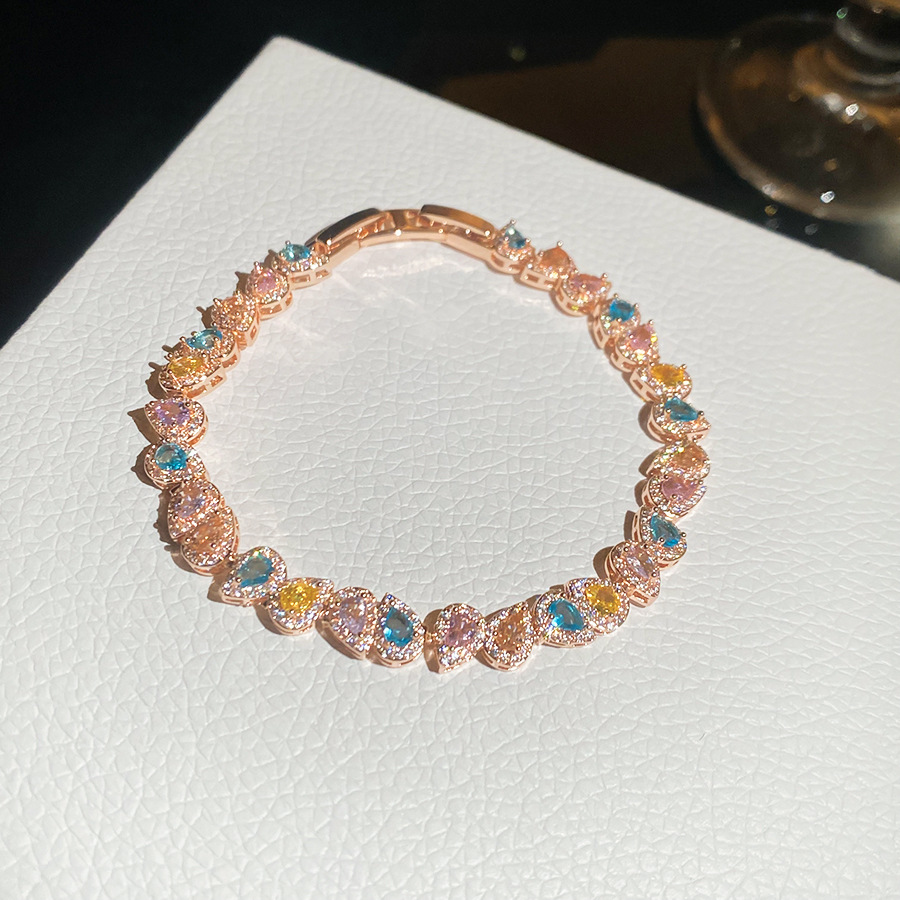 18k real gold plated dopamine zircon bracelet, exquisite and sweet, elegant commuter bracelet with a unique design, niche jewelry - view 9