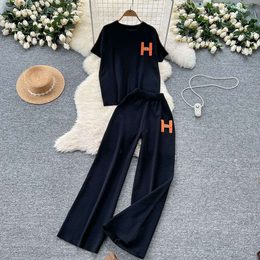 2026 Spring Summer Women Knitted 2 Piece Set Fashion Crew Neck Short Sleeve Top Loose Wide Leg Pants Tracksuit MAKOUFEI