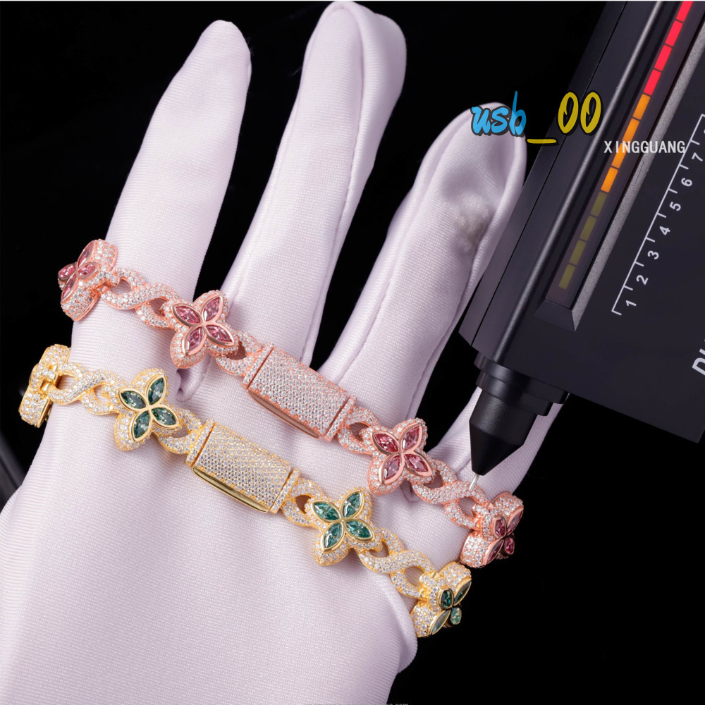 Xingguang jewelry 2025 new arrivals fashion jewelry 925 sterling silver vvs moissanite diamond four leaf clover bracelet