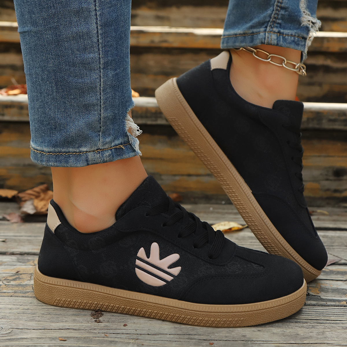 Running Sneaker Designer Shoes Monogram Patchwork Retro Trainers Lace-up Casual Sneakers spring autumn new model large size color-blocking