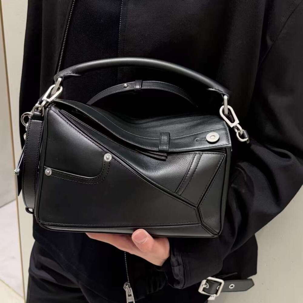 New Vintage Geometric Genuine Leather Pillow Bag Textured Luxury Crossbody Bag Unisex Casual Daily Commute Shoulder Handbag SENYY