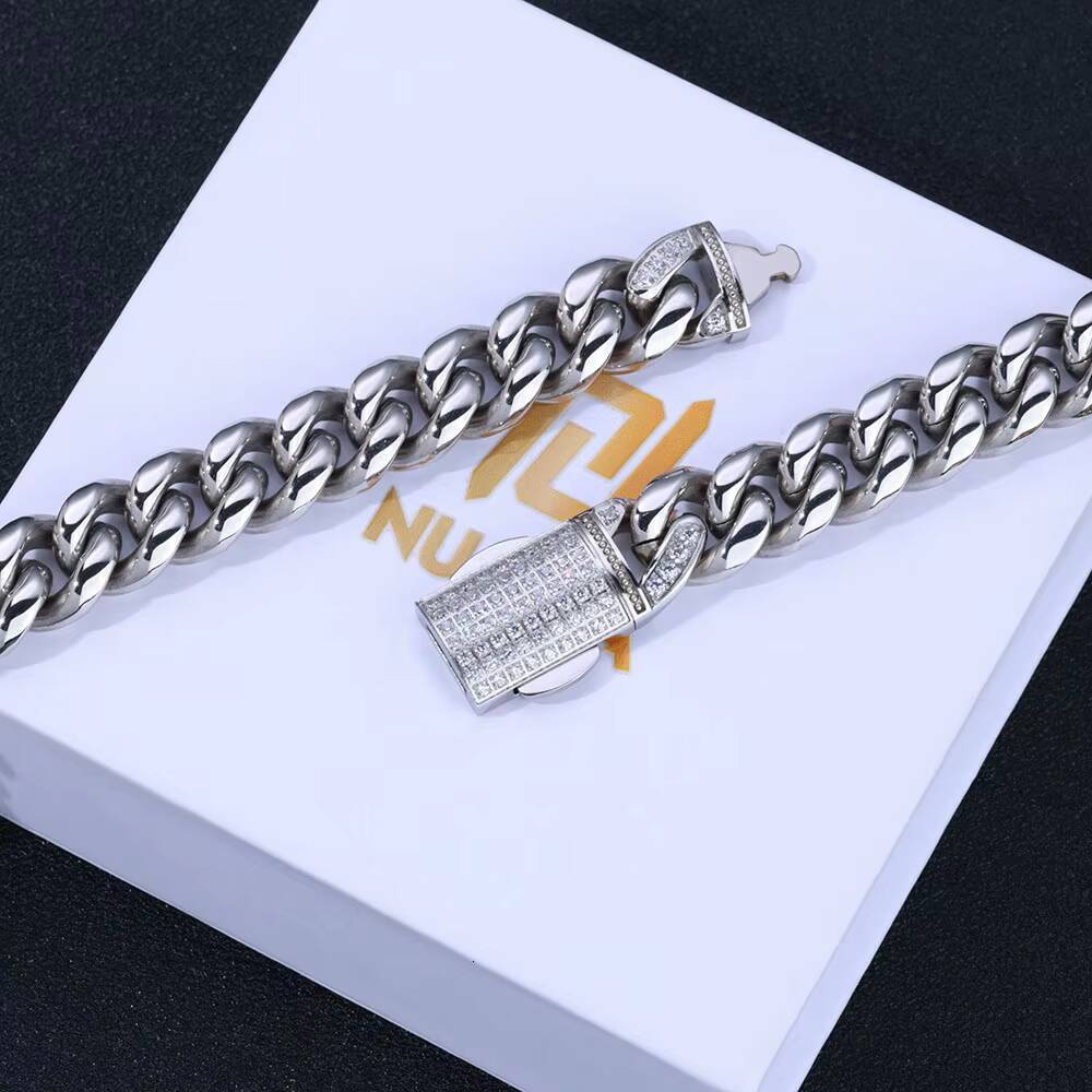 NUOYA 12mm Stainless Steel Cuban Link Chain Bling Moissanite Diamond Clasp Design 18K Gold Plated Miami Cuban Link Bracelet
