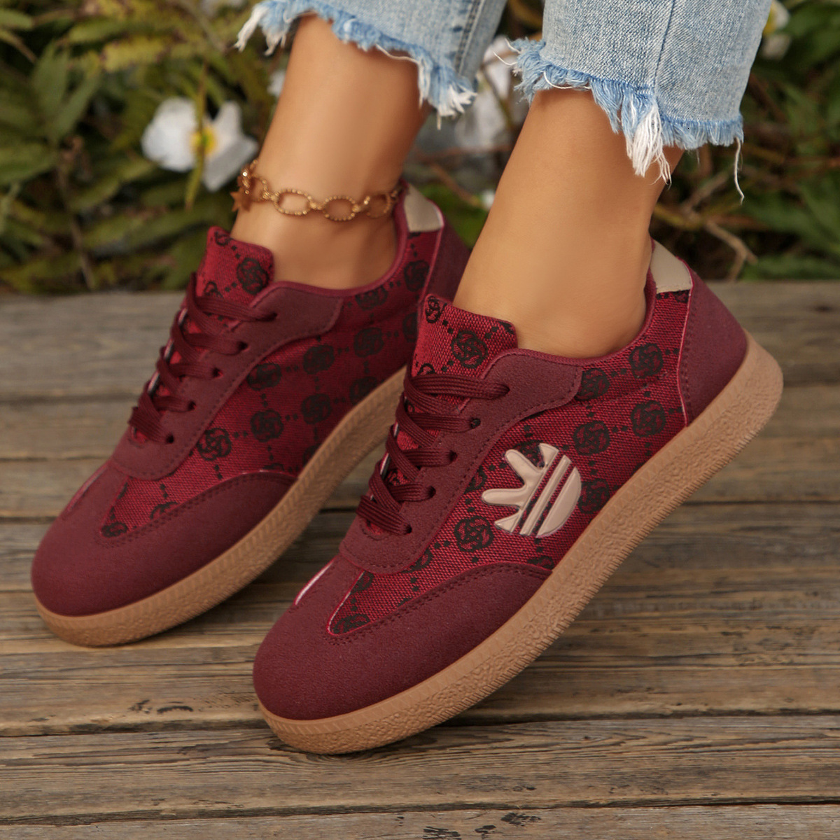 Women's Burgundy Monogram Retro Lace-up Trainers Spring Casual Plus-Size Color-Block Sneakers Lace-Up Thick-Soled Sports Shoes