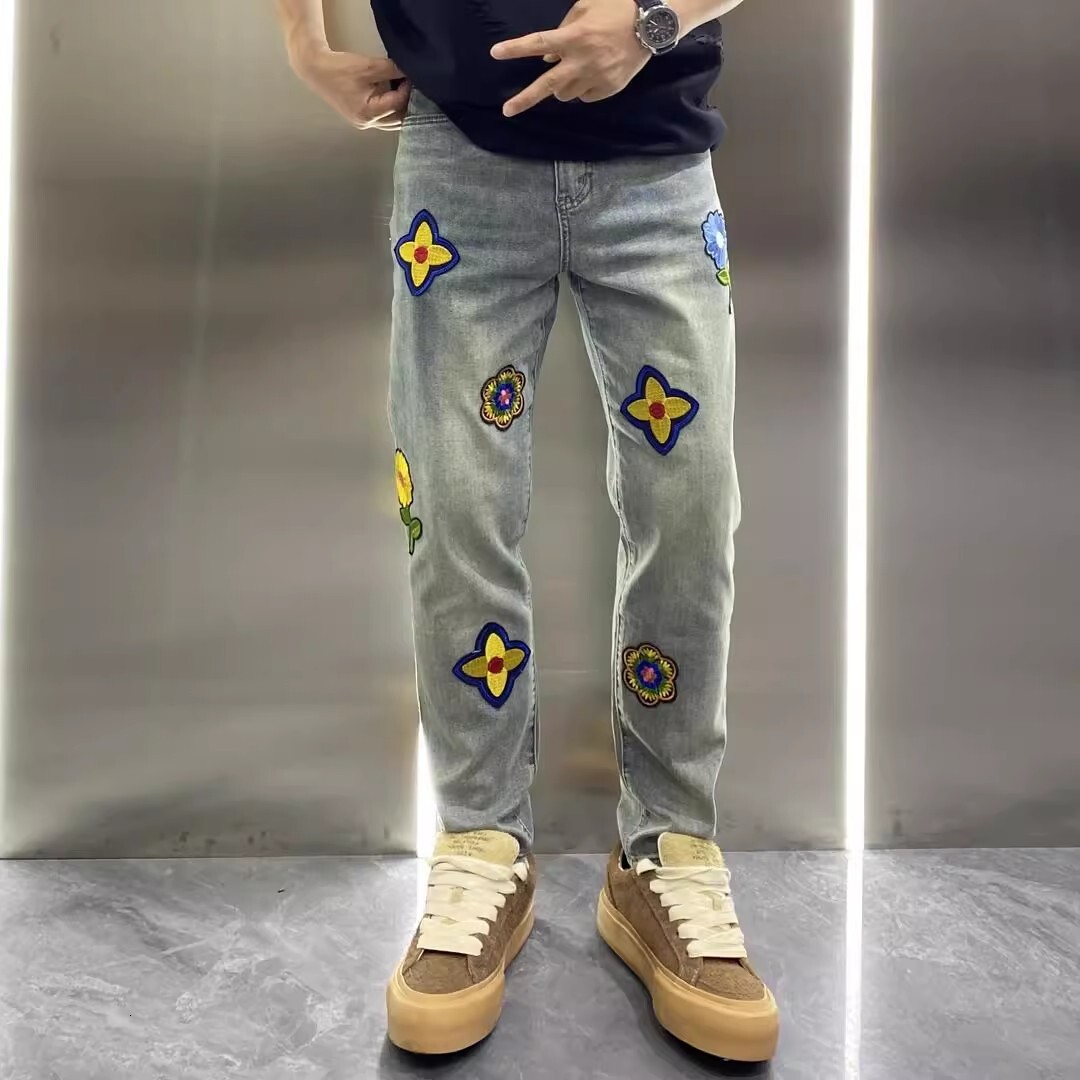 Loose 2026 Autumn New American Style Petal Embroidery Personalized Straight-leg Jeans For Men Designer Loose Fit European Luxury Trendy Long Pants