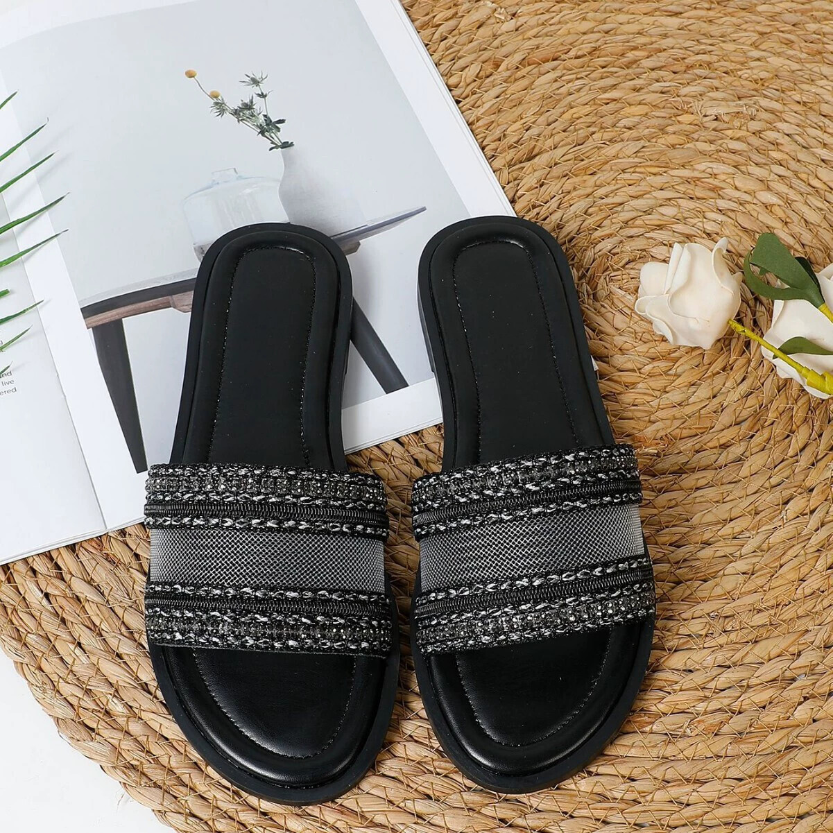 Cross-Border Foreign Trade Casual One-Strap Beach Sandals for Women with D Family Letter Buckle Flat Women's Slippers Slides ddmythur