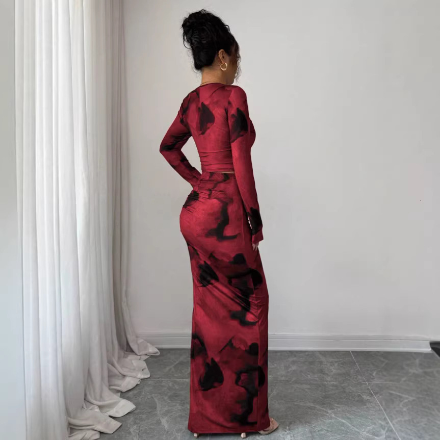 2piece set for women fashionable roundneck elegant slimfit irregular tiedye longsleeve Tshirt and skirt 240402