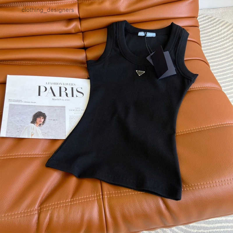 Short T-shirt Designer Embroidered Tank Sleeveless Breathable Knitted Pullover Womens Sports Top