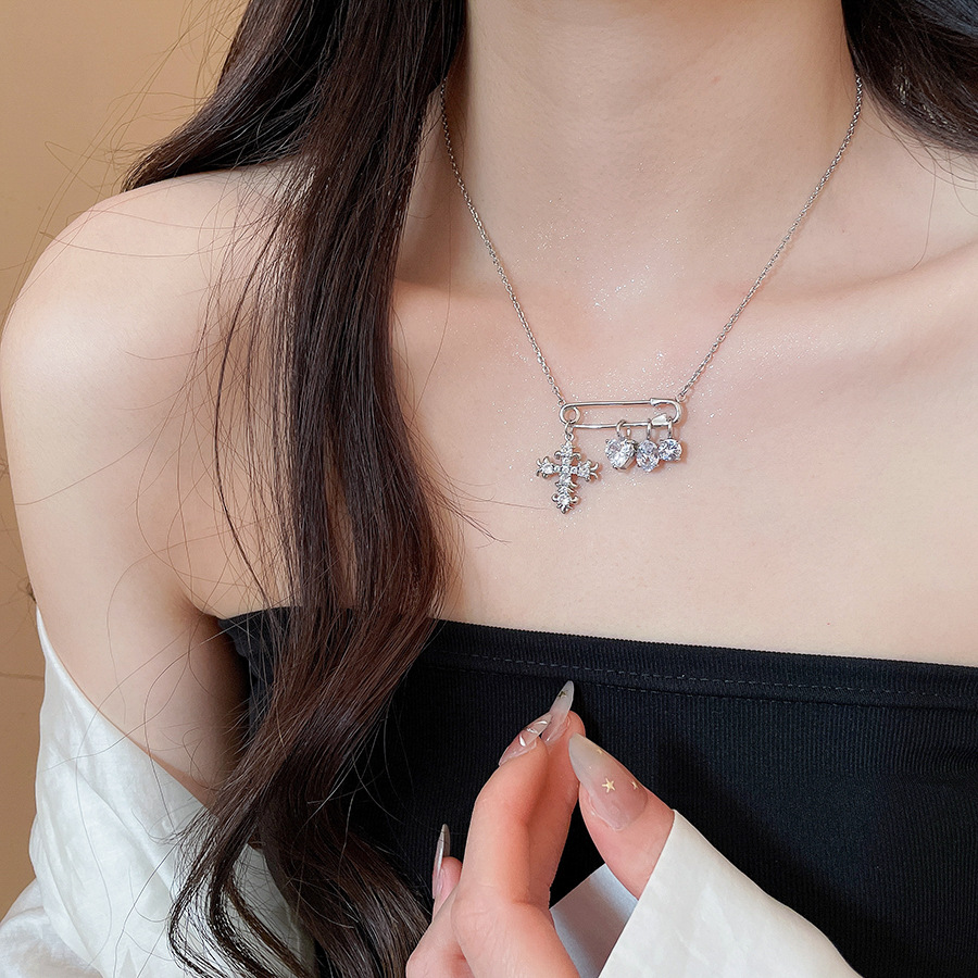 Sweet and Cool Girl's Pin Necklace with Full Diamond Heart Cross Pendant, Women's Niche Light Luxury High-End Neck Sweater Chain Accessory - view 5