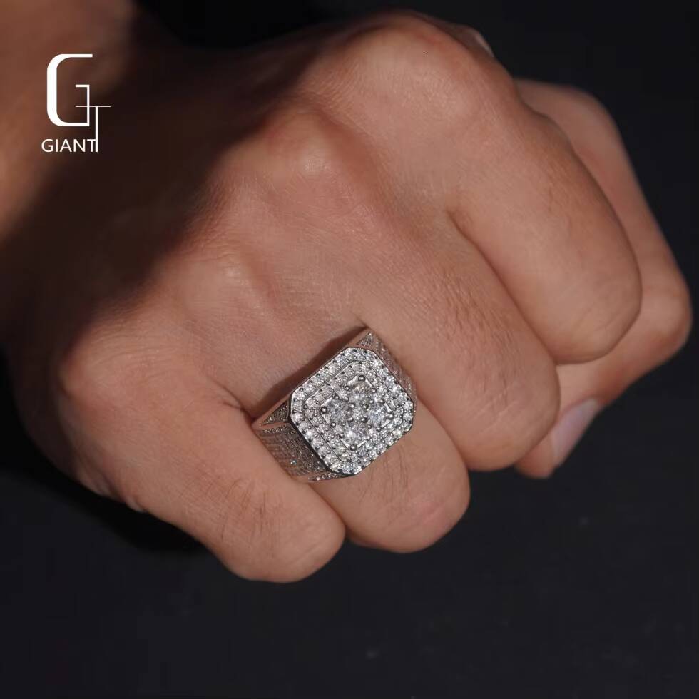 Customizable Jewelry Fine Jewelry Claw Setting Hip Hop VVS Moissanite 925 Sterling Silver Rings Moissanite Rings for Men Rapper