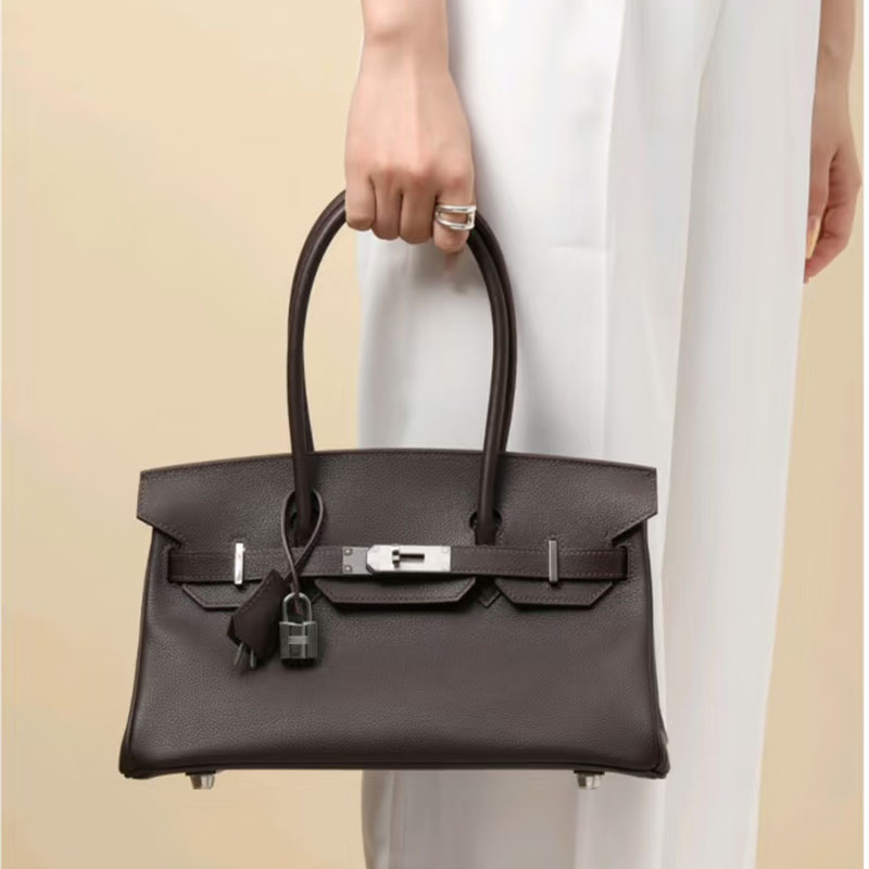 New designer bag East-West totebag Classic Luxury bag Handcrafted bag Ladies Genuine Leather Bag Single Shoulder bag Fashion bag Evening bag Underarm bag Hobo bag