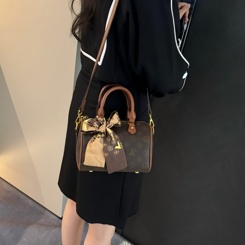 MONICA KIKI Hot Classic Designer Pillow Bag Light Luxury High Grade Handheld Cross body Bag For Woman