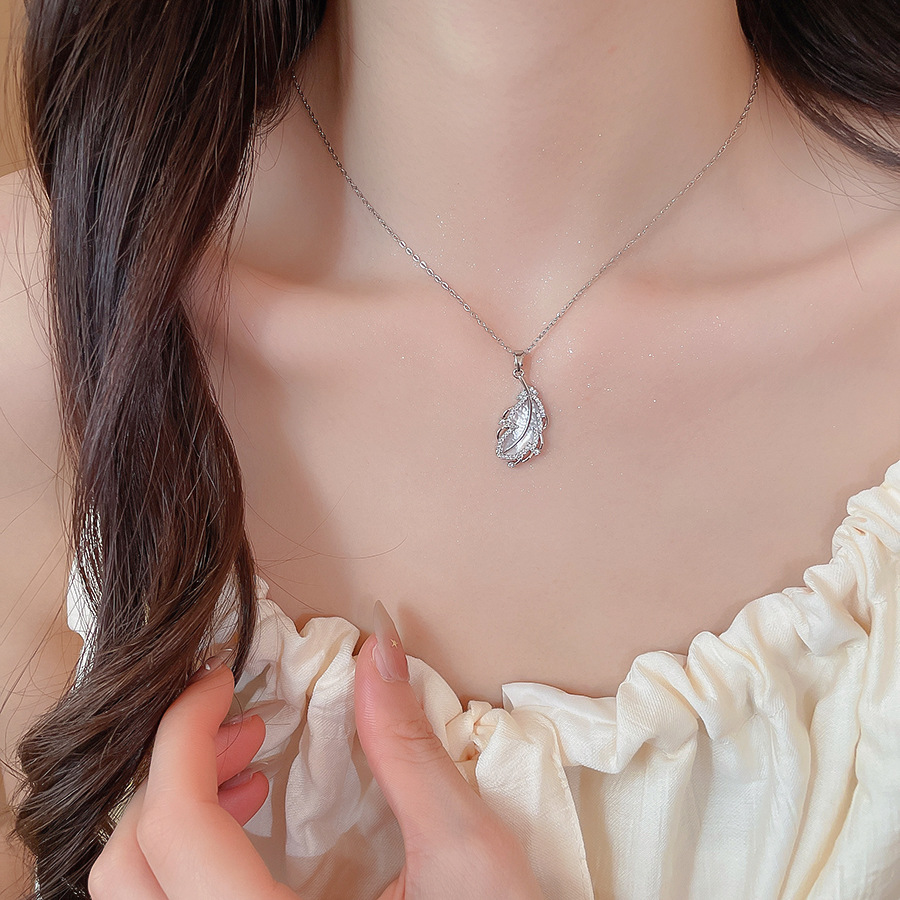 Feather long necklace, clavicle chain jewelry, light luxury and elegant, birthday gift - view 6