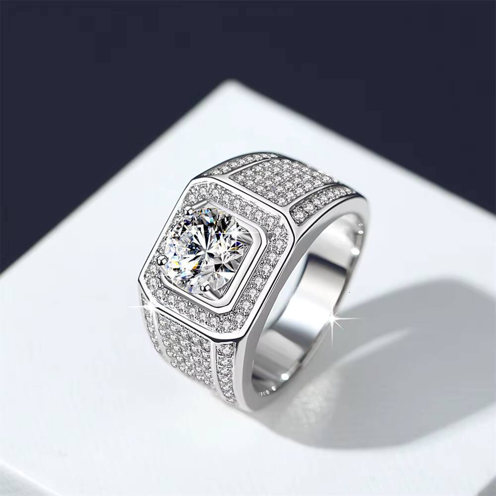 Classic Design D Color VVS Clarity Round Brilliant Cut 2ct Moissanite S925 Silver Ring for Men Ring