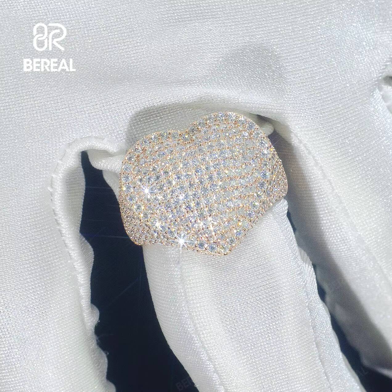 Hot Selling Iced Out Lab Grown Diamond Heart Ring Men Women Jewelry Hip Hop Style 925 Silver Vvs Lab Created Diamond Ring