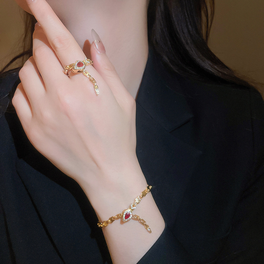Unique design snake bone bracelet ring set, 2026 new popular model, luxurious and elegant hand jewelry with a sense of luxury - view 3