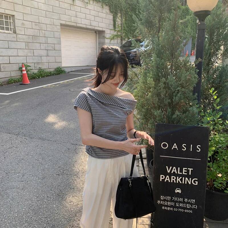 Vintage Plaid Shirts Women Harajuku Aesthetic Sexy Skew Collar Blouses Summer Ladies Korean Ruffles Patchwork Casual Design Tops dongdumaoyi