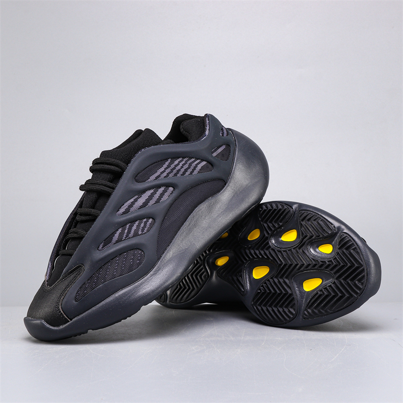 2026 new Men's and women's sports running shoes casual dad shoes Skeleton Glow-in-the-Dark Dad Shoes unisex couple's sports shoes lumin