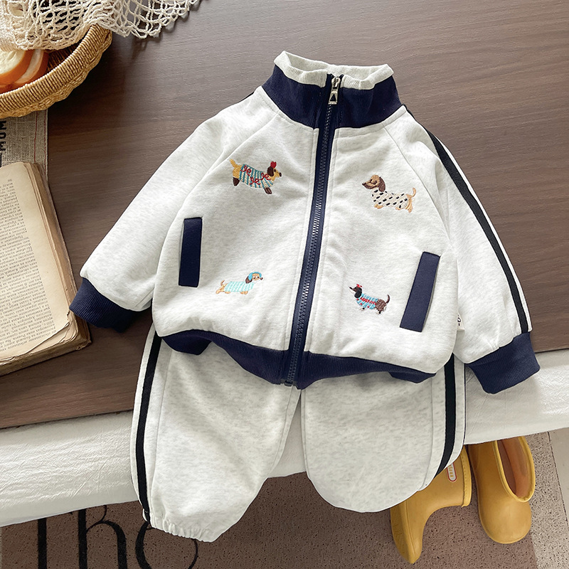New Spring and Autumn Children's Outfit Set for Boys and Girls, Sporty Korean Style Cartoon Zipper Two-Piece Clothing for Middle and Large Children W260422