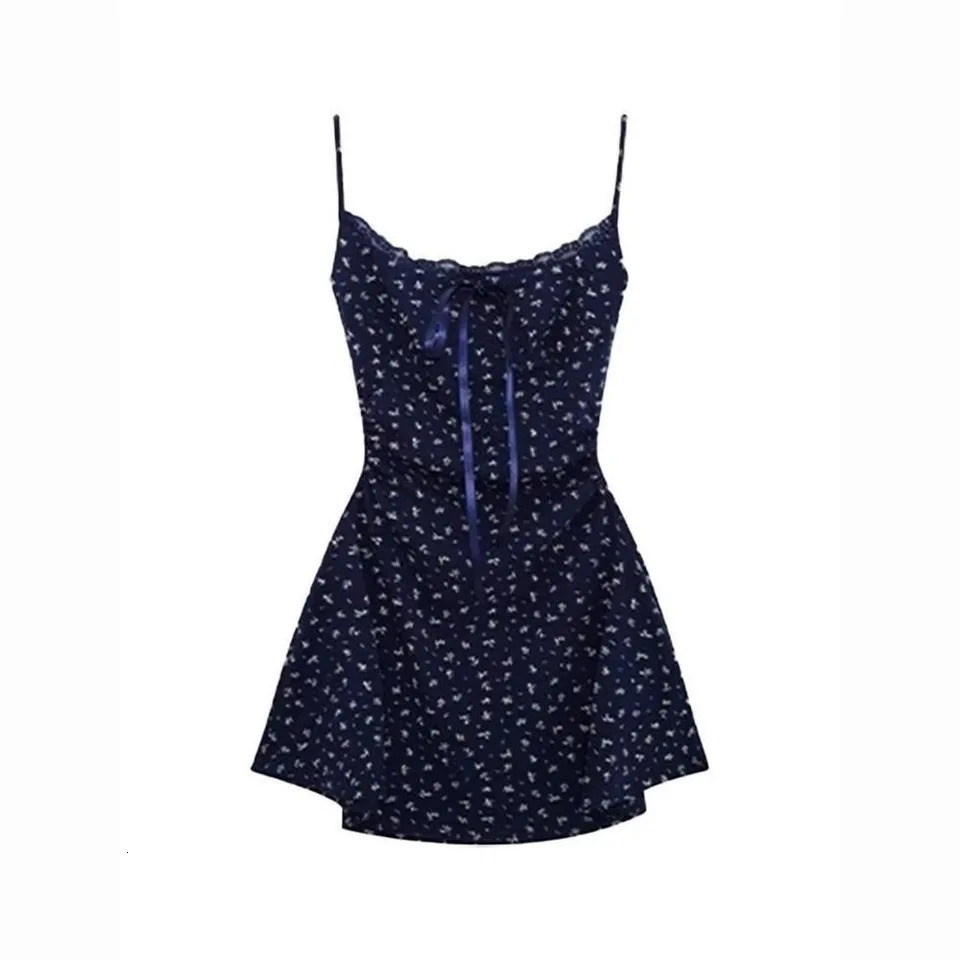 Sweet Spicy Strappy Mini Bodycon Dress Beach Cover-Up for Women Fashionable Fall Arrivals French Floral Print Waist-Defining 260420