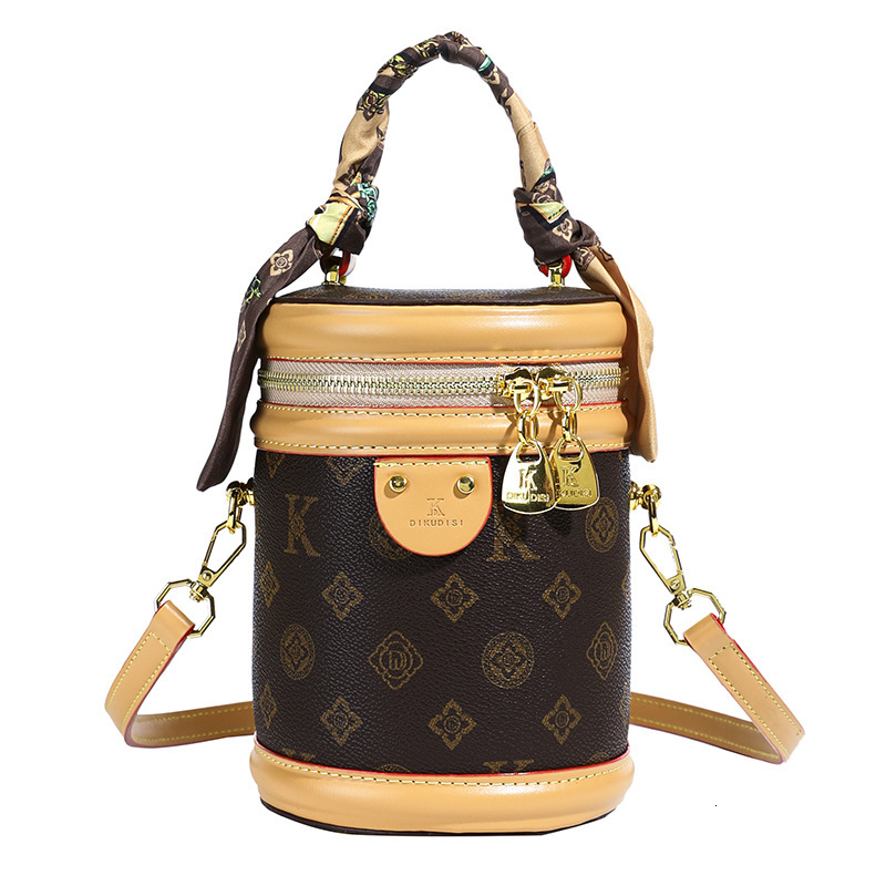 High-end vintage print handbag for women, 2026 new versatile monogram crossbody bag, shoulder handbag, cylindrical bucket bag
