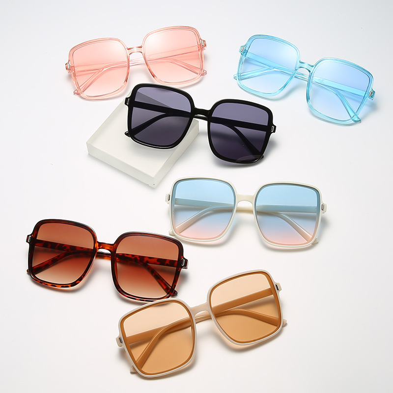 Trendy Personality Gradient Ocean Lens Sunglasses Internet Celebrity Style Rivet Large Frame Sunshade Glasses Rimless Casual Sunglasses