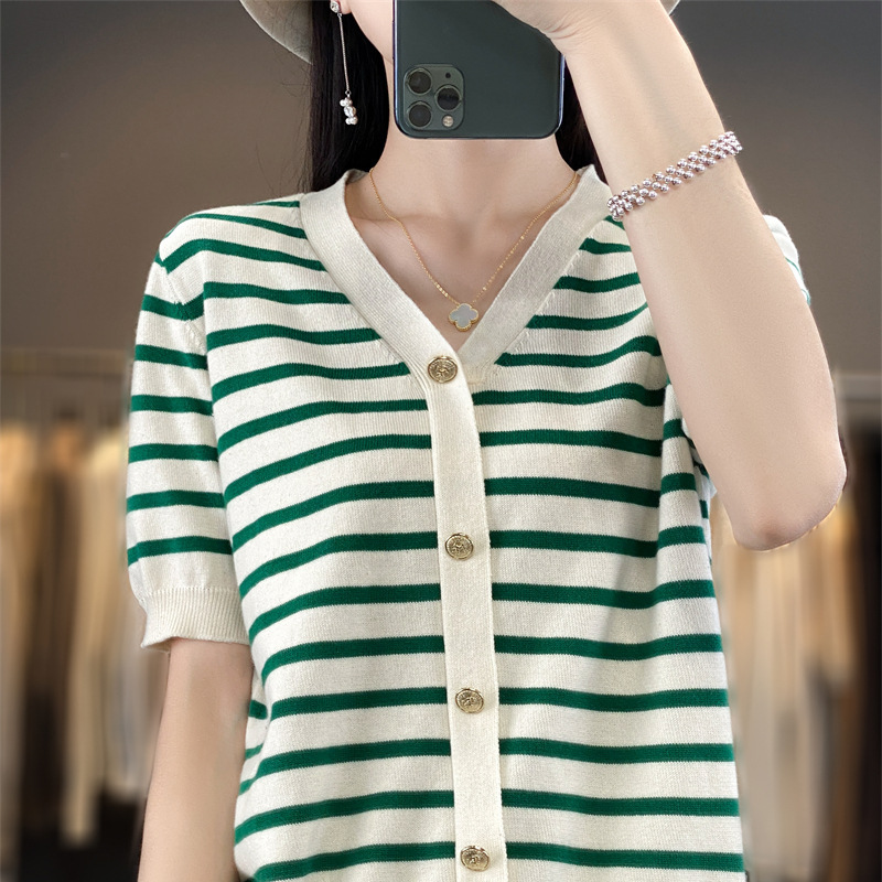 2026 New Cotton Color Blocked Striped V-neck Knitted Short Sleeved Women's T-shirt Fake Cardigan Jacket Loose And Fashionable Multifunctional T-s
