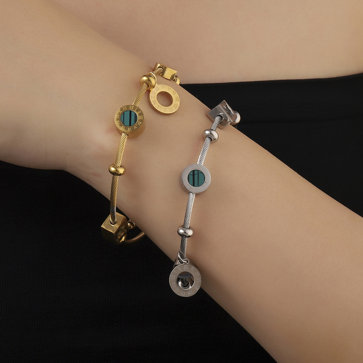 2025temu Hollow Butterfly Geometric Heart Titanium Steel Beaded Bracelet Women's Open Bangle Heart Bracelet