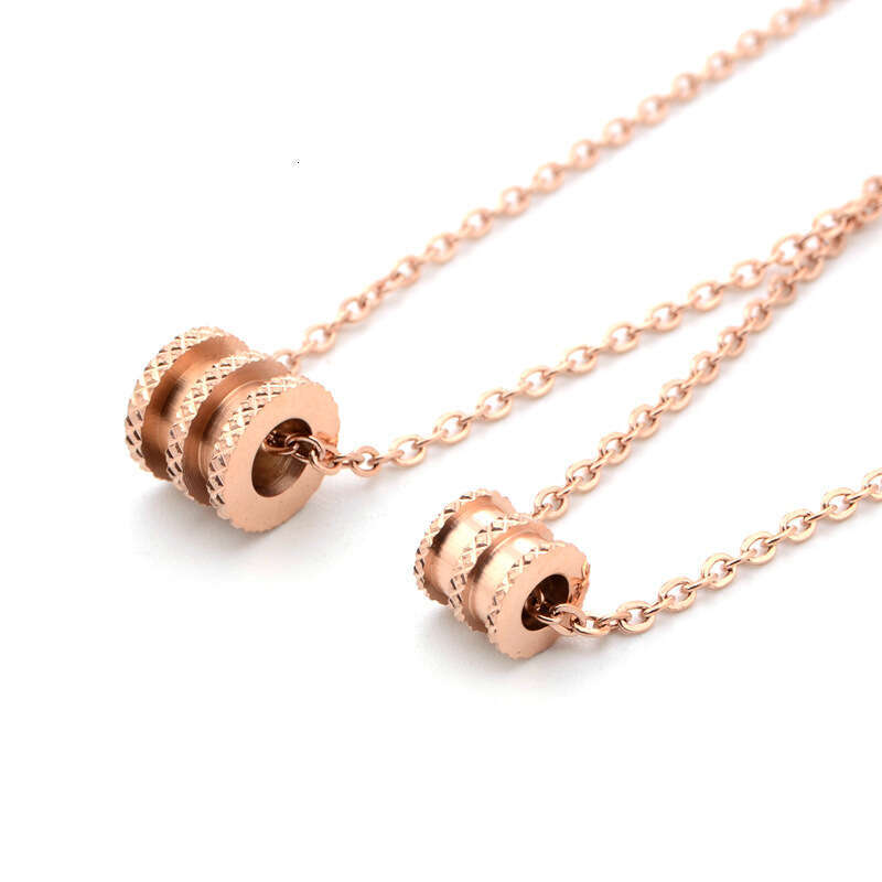 Elegant Unique Titanium Steel Necklace Women With Forest-Style Personality, Popular Among Instagram Influencers Trendy Individuals, Featuring Minimali