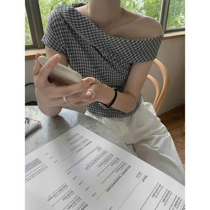 Vintage Plaid Shirts Women Harajuku Aesthetic Sexy Skew Collar Blouses Summer Ladies Korean Ruffles Patchwork Casual Design Tops dongdumaoyi
