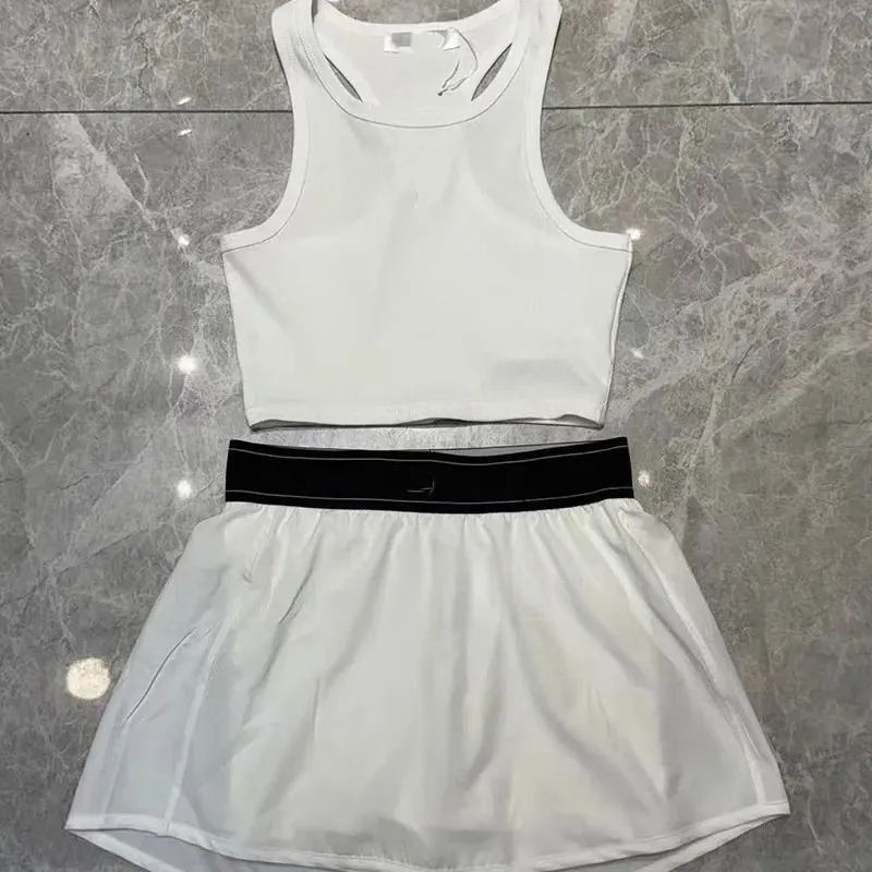 Designed Women Short Pants Skirts Sports Yoga Tennis Skirts Outdoor Active Clothes Woman Fitness Designer Sportswear