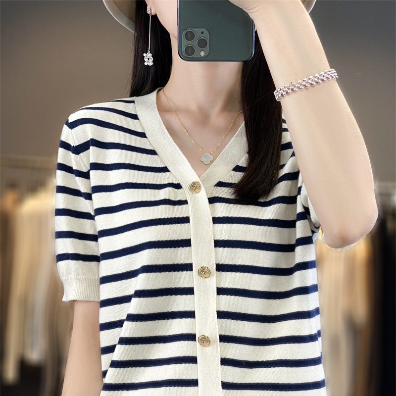 2026 New Cotton Color Blocked Striped V-neck Knitted Short Sleeved Women's T-shirt Fake Cardigan Jacket Loose And Fashionable Multifunctional T-s
