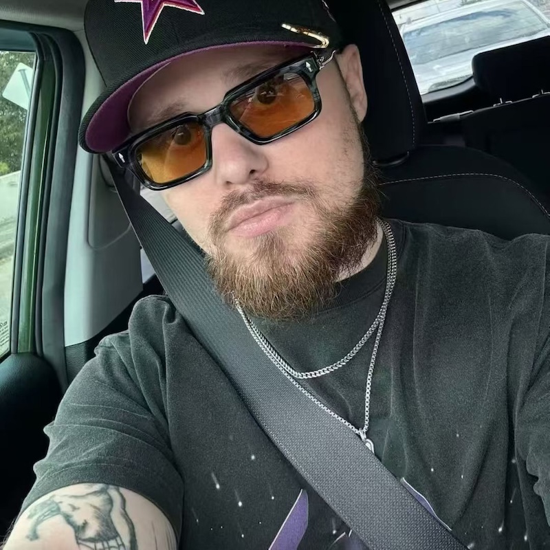 Retro Thick Leg Square Frame Sunglasses Men Women Popular Brand Small Rice Nail Sun Glasses Black Yellow Glasses Summer Beach Anti Blue Light Blocking