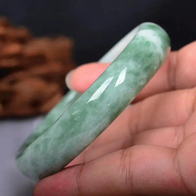 Real Grade A Natural China Jade Bangle Bracelet Charm Jewellery Fashion Accessories Hand-Carved Emerald Bangles Lady Party Gift 240311
