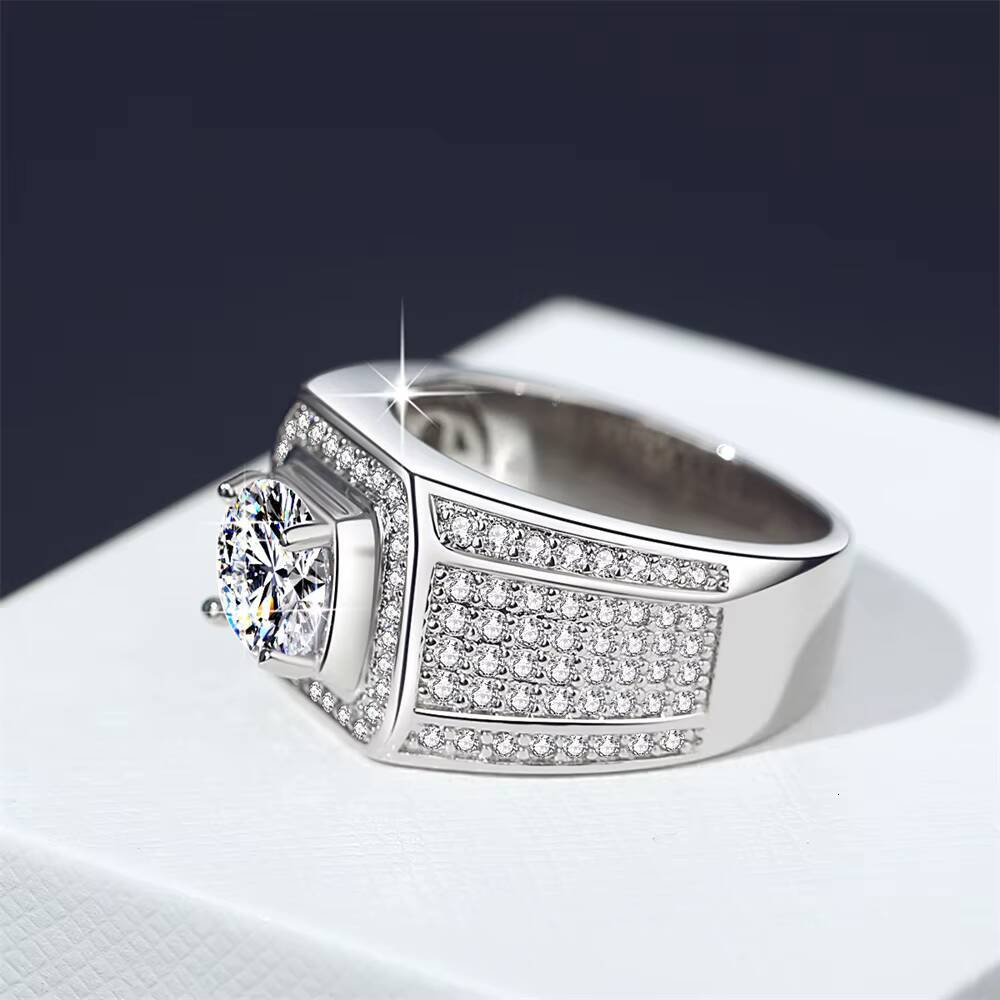 Classic Design D Color VVS Clarity Round Brilliant Cut 2ct Moissanite S925 Silver Ring for Men Ring