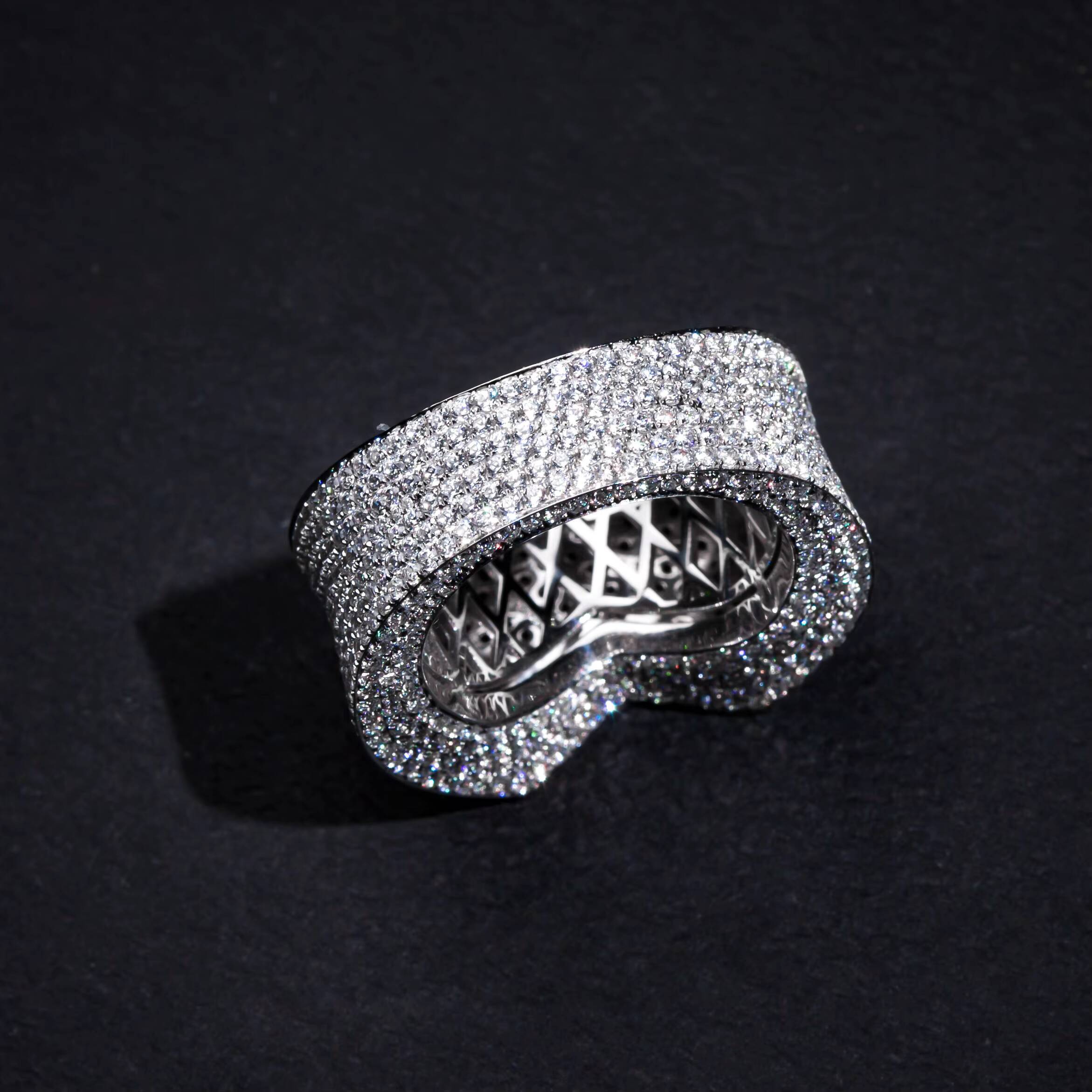 Hip Hop Rock Style Iced Out 5 Point Star Ring S925 Plated 18K White Gold With DEF VVS Moissanite Mens Ring Pop Star Fashion