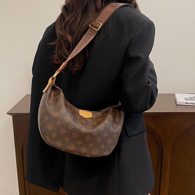 Free Shipping 2026 New Style Fashion Womens Bag Printed Design Large Capacity Retro Versatile Shoulder Bag Crossbody Bag Khaki Brown - view 5