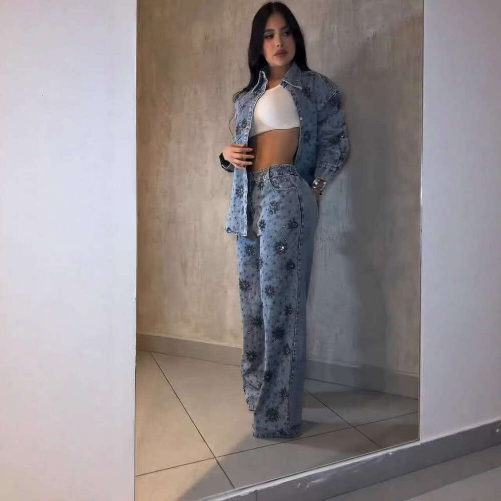 2026 Autumn Women's Straight Jeans Casual Pants Heavy Duty Beaded Flower Sequin Design Denim Trousers MAKOUFEI